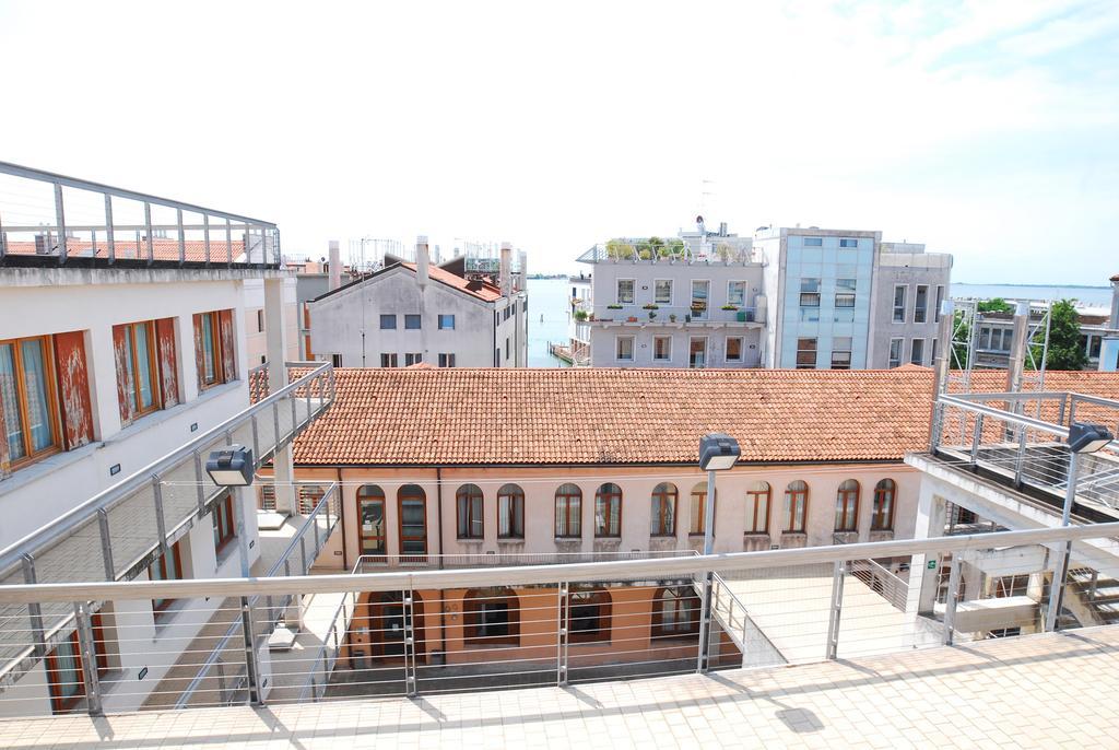 Sunny Terrace Hostel Veneza Exterior foto