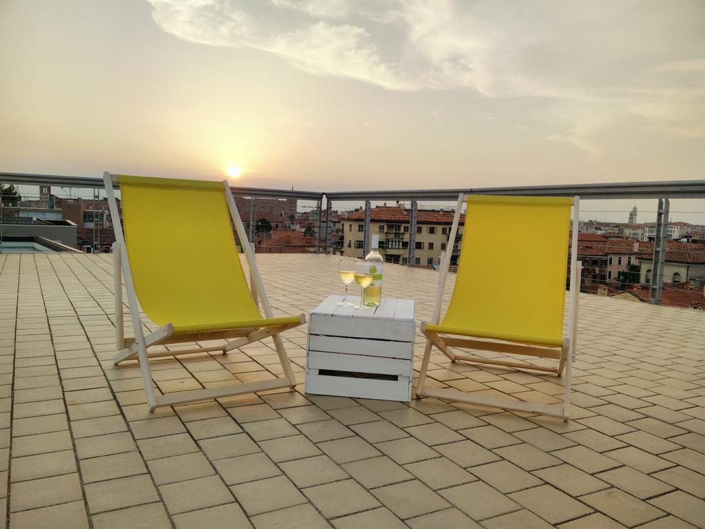 Sunny Terrace Hostel Veneza Exterior foto